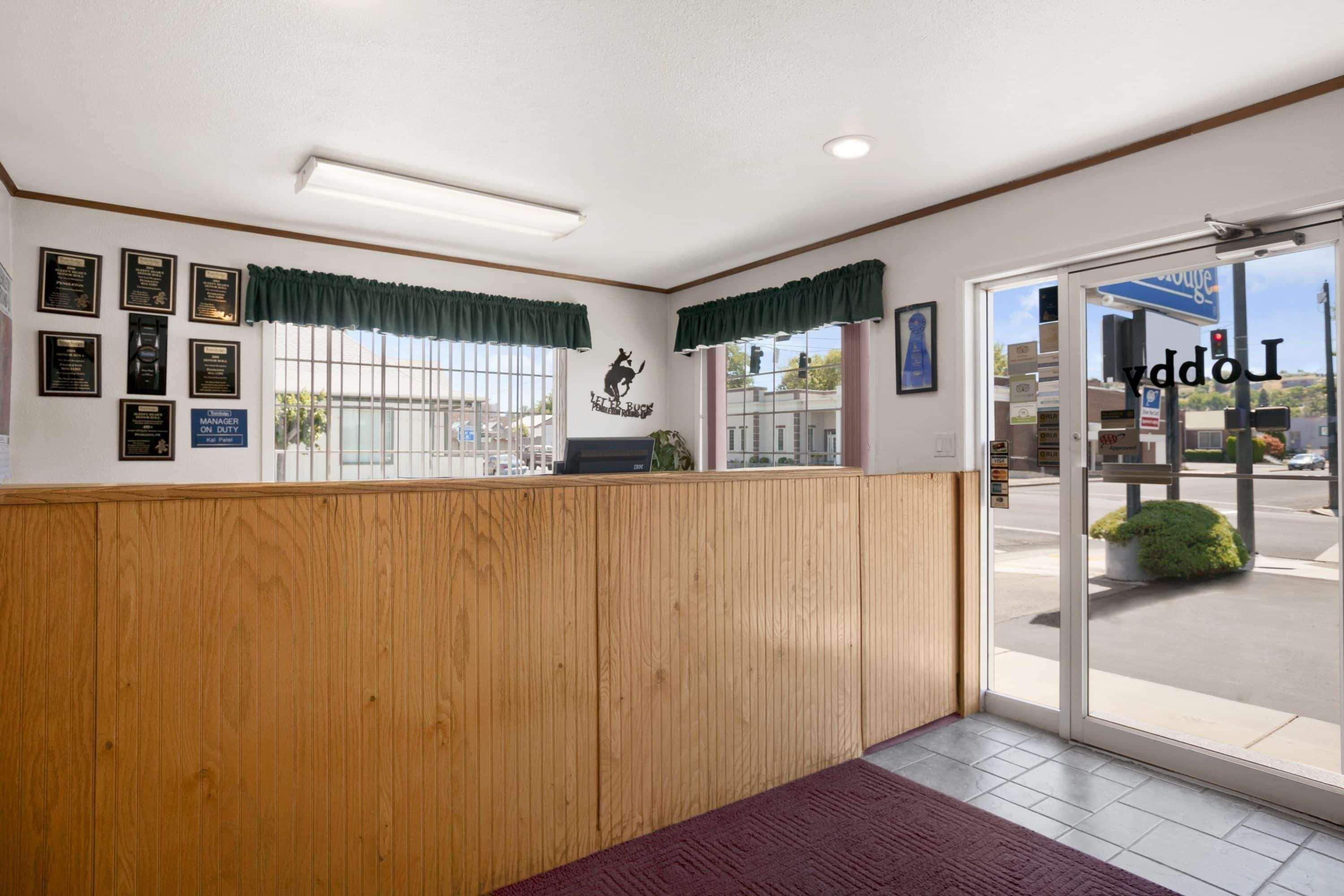 Travelodge By Wyndham Pendleton Or Exterior photo